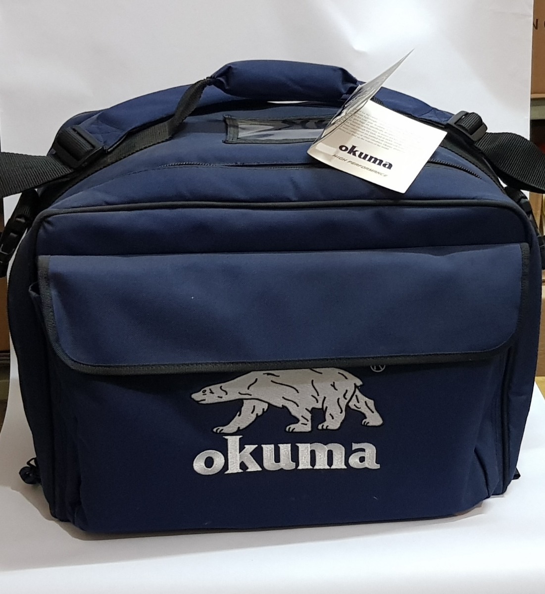 Bolso De Pesca Okuma Grande + Caja De Pesca 24 Div. Interc.