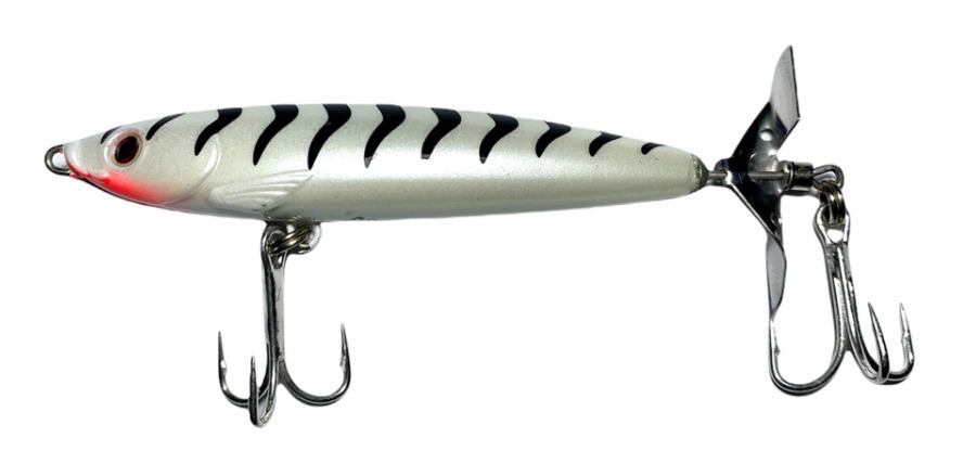 Señuelo Ng Turbo 115 Mm 28 Gr De Superficie Con Helice