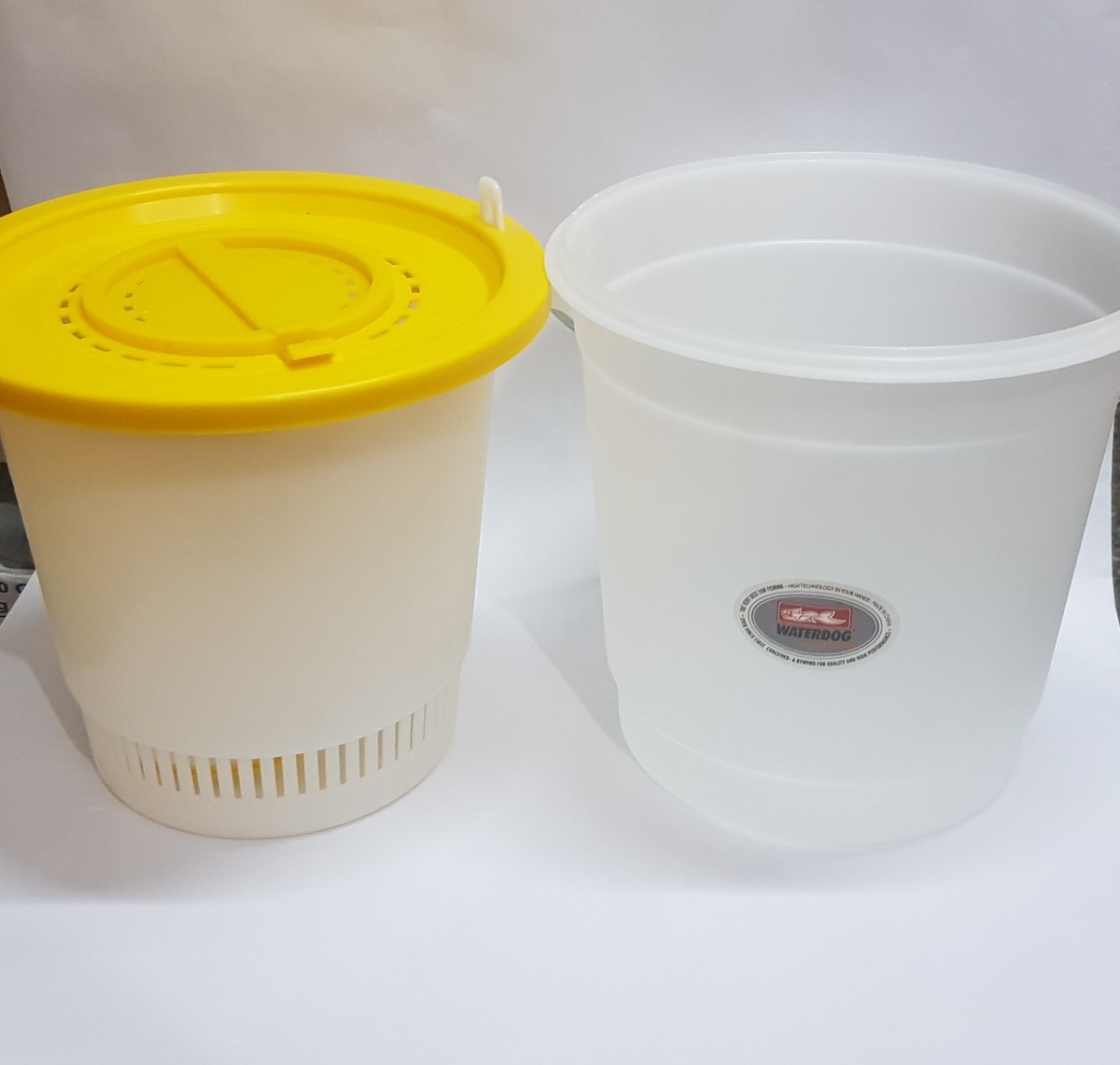Balde Porta Carnadas Waterdog 2pz 10 Litros C/balde Interior