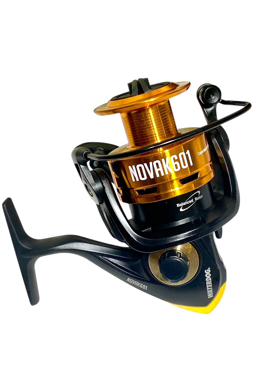Reel Waterdog Novak 601 Capacidad 185m/0,50mm Relación 4.8:1 1 Ruleman Pesca Variada