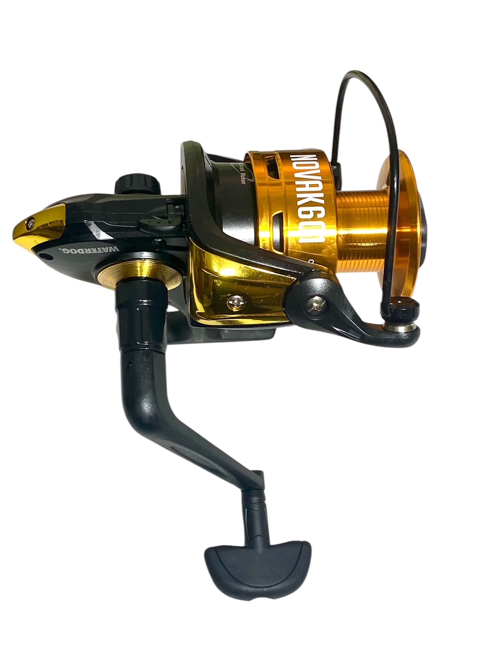 Reel Waterdog Novak 601 Capacidad 185m/0,50mm Relación 4.8:1 1 Ruleman Pesca Variada